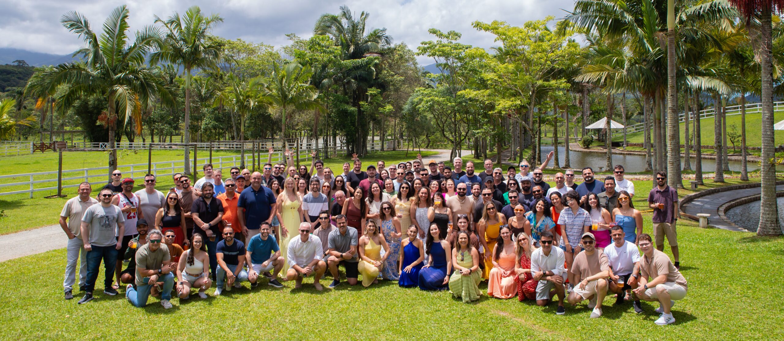 ZoomHolding | Ecossistema Corporativo